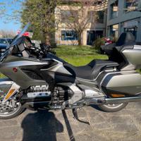 Honda GL 1800 Gold Wing DCT TUOR AIRBAG