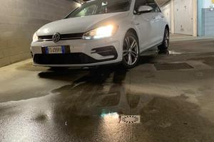 GOLF R LINE 2019