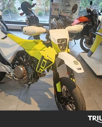 HUSQVARNA Supermoto 701 4T