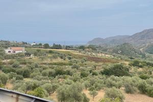 Casa indipendente 3 appartamenti