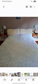 camera da letto con materasso