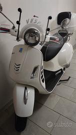 vespa GTS 300