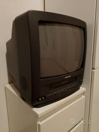 TELEVISORE CON VHS