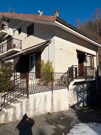 Bilocale sul lago di Osiglia SV