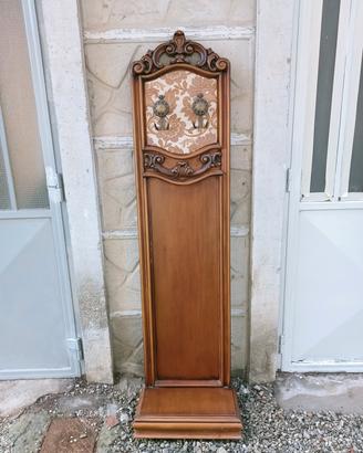 Appendi abiti in stile classico