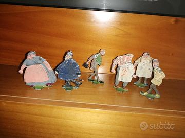 6 SOLDATINI PERSONAGGI PIATTI 4.5 cm Zinnfiguren