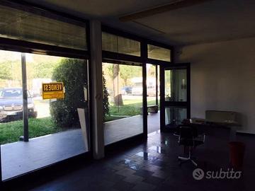 Immobile di 90 m² con 2 locali a Ravenna