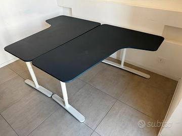 Scrivania Ikea Bekant 160x110 angolare