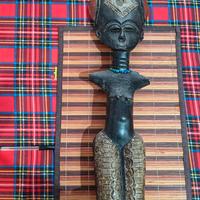 Statuina  realizzato in Africa