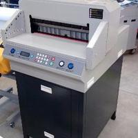 Taglierina elettrica automatica