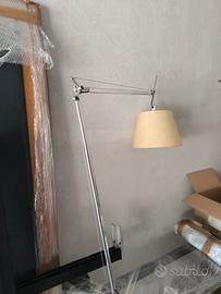 lampada da tavolo artemide