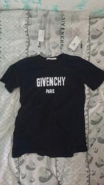 maglietta givenchy