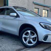 MERCEDES-BENZ GLA 180 1.6 PREMIUM 122CV - FULL LED