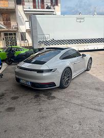 Porsche carrera 992 4S