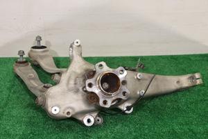 BMW serie 7 G70 Mozzo fusello anteriore sinistro