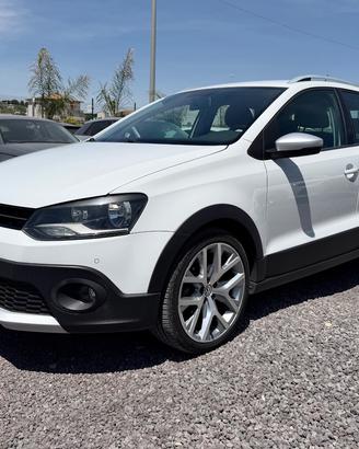 VOLKSWAGEN Polo Cross 1.4 TDI DSG BlueMotion Tech.