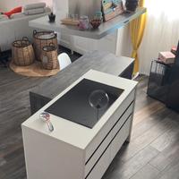 Isola cucina completa di induzione e cappa