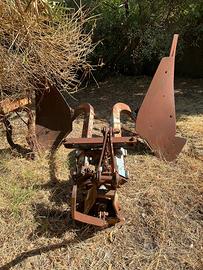 ARATRO NARDI D’EPOCA BIVOMERE FUNZIONANTE