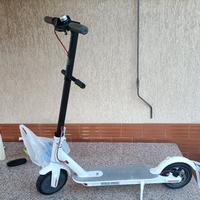 Monopattino elettrico xiaomi Pro