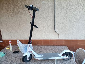 Monopattino elettrico xiaomi Pro