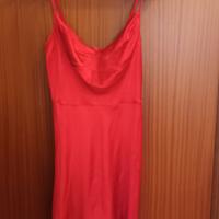 Lebby Dress In Satin Red Motel Rocks (MR45)