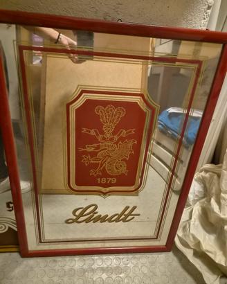 specchio pubblicitario lindt