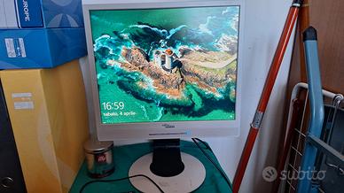 monitor pc fisso fujitsu siemens 
