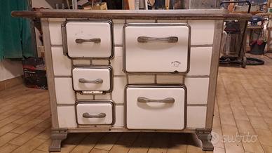 Cucina economica a legna
