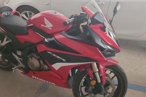 Honda CBR 500R ANNO 2022 7700 km