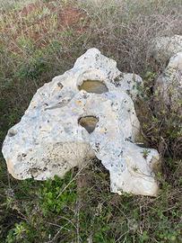 Megaliti e pietre rustiche in pietra leccese