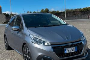 Peugeot 208 1ºserie BlueHDi S&S 5 porte Signature