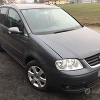 Ricambi Volkswagen Touran 2.0 TDI 2006