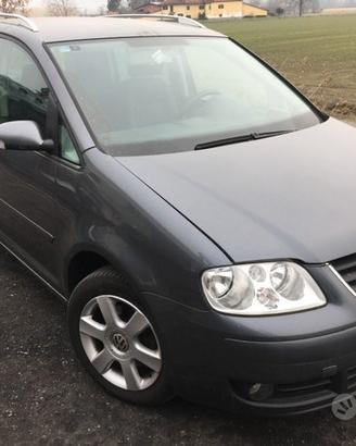Ricambi Volkswagen Touran 2.0 TDI 2006