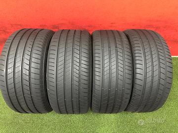 275 45 20 - 305 40 20 Gomme Estive RFT BMW X5 X6
