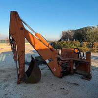 Retroescavatore usato