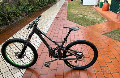 Bici Giant Regin X1