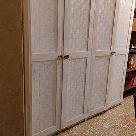 Armadio bianco 