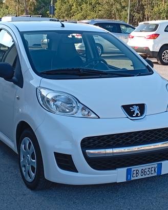 Peugeot 107 1.0 68CV 5p. Desir