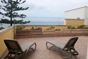 Torre vado quadrilocale con incantevole vista mare