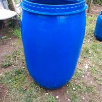 Bidoni fusti in plastica 