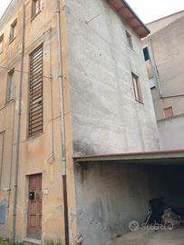 Immobile a 2 piani a gioiosa ionica (rc)