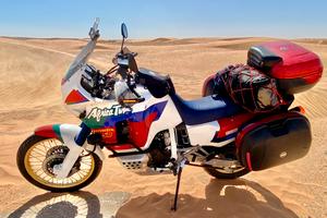 Honda Africa Twin RD04