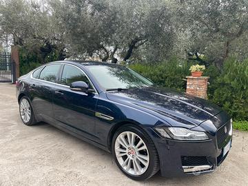 Jaguar XF 2.0D 180cv AWD Automatica - 2016