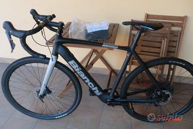 gravel Bianchi E-ALLROAD IMPULSO