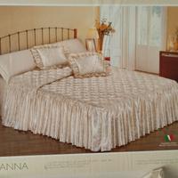 copriletto trapuntato in raso