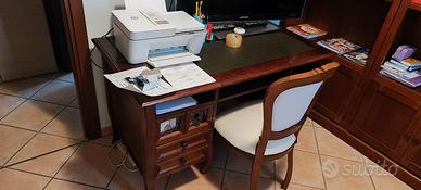 scrivania 