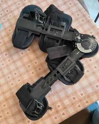 Articolatore per ginocchio