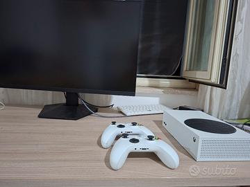 xbox series s con 2 controlli 