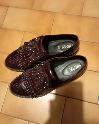 scarpe da donna bordeaux Geox a Monza