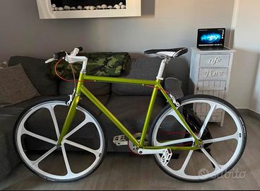 Bici scatto fisso